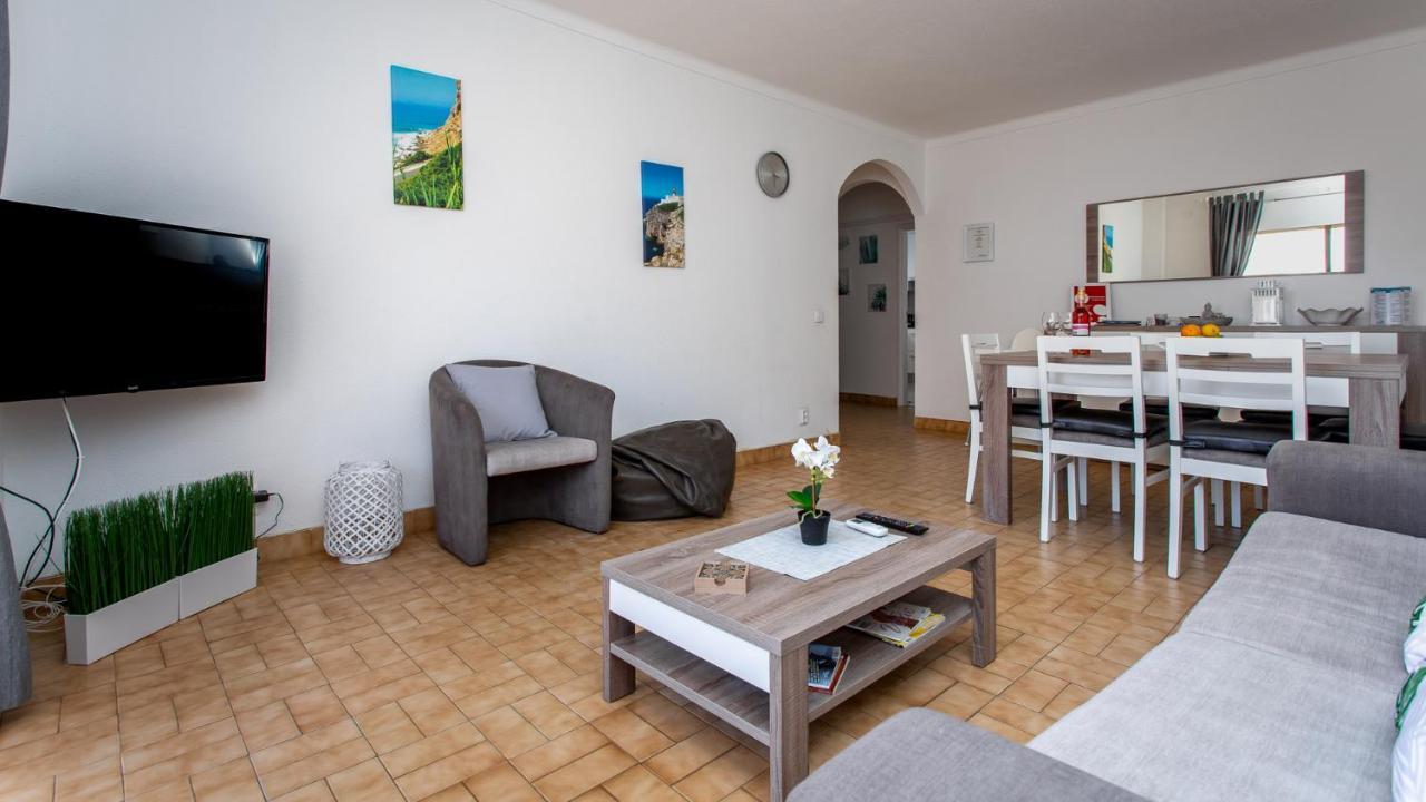 Apartamento T2 Na Praia Da Alagoa Altura Bagian luar foto