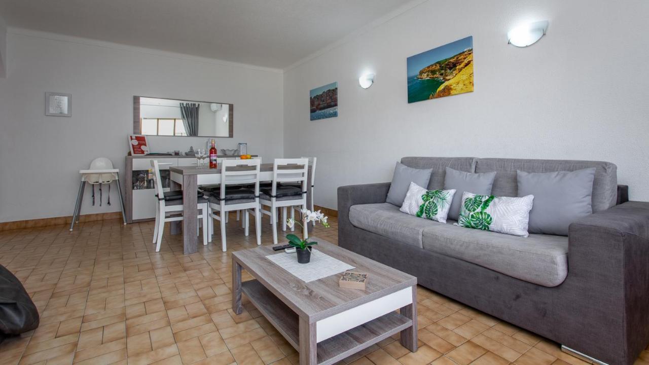 Apartamento T2 Na Praia Da Alagoa Altura Bagian luar foto